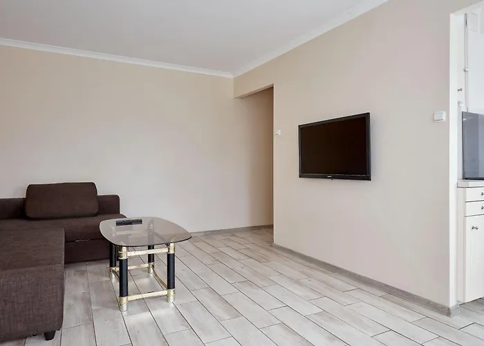 Apartment Pod Lipami Homely By Bookinghost *