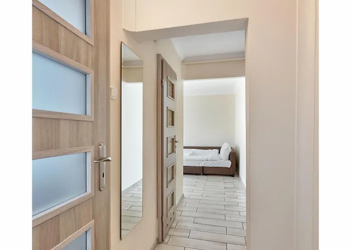 Pod Lipami Homely By Bookinghost Apartment *