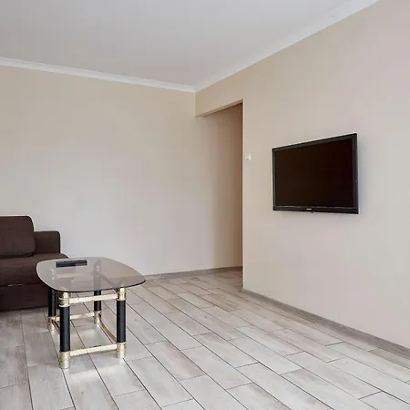 דירה Pod Lipami Homely By Bookinghost *
