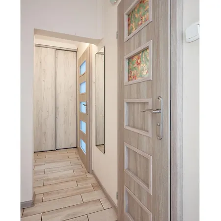Pod Lipami Homely By Bookinghost Appartamento Poznań
