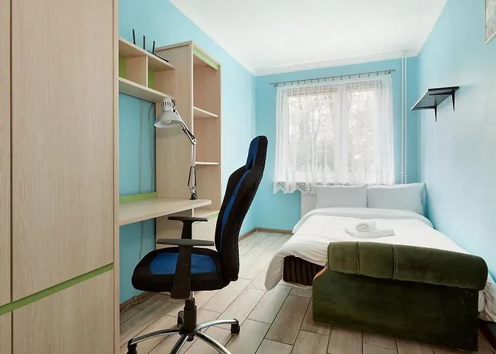 דירה Pod Lipami Homely By Bookinghost פוזנן